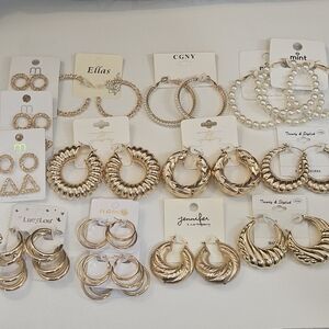 Resellers Bundle NWT Gold Tone Fashion Hoop & Stud Earrings 17 Pieces